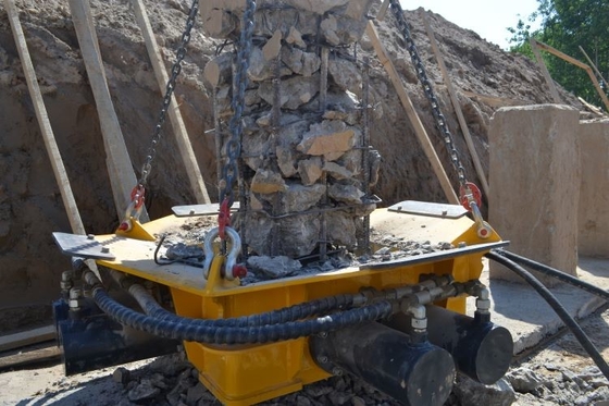 حفارة صغيرة الهيدروليكية كومة الكسارة منخفضة الضوضاء KP400S للبناء