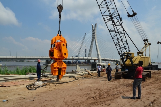 PLC Control Steel Pile Foundation Machine لمواقع البناء