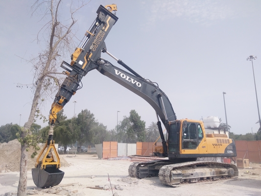 KM150 لودر حفار Clam Shell ذراع تلسكوبي لأعمال البناء