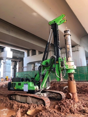 جهاز الحفر الهيدروليكي ذو الإرتفاع المنخفض KR300ES 1800mm قطر الأساس 320kN.M