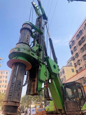 تلسكوبي منخفض ارتفاع الخوازيق 200kN قوة سحب 150kW انتاج الطاقة